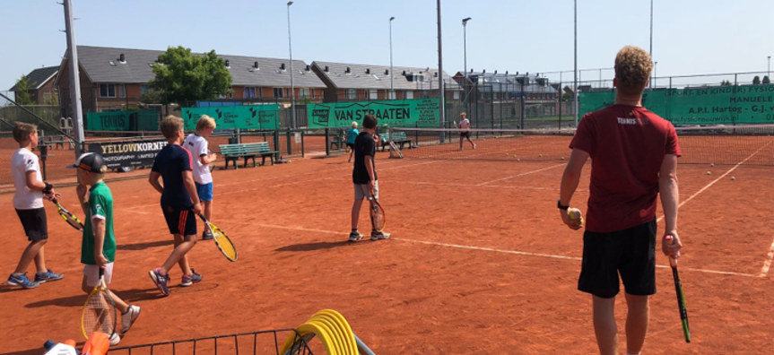 Tennisreizen-sport-culture